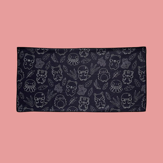 Exploria Mighty Jaxx Silhouette Print Sports Towel