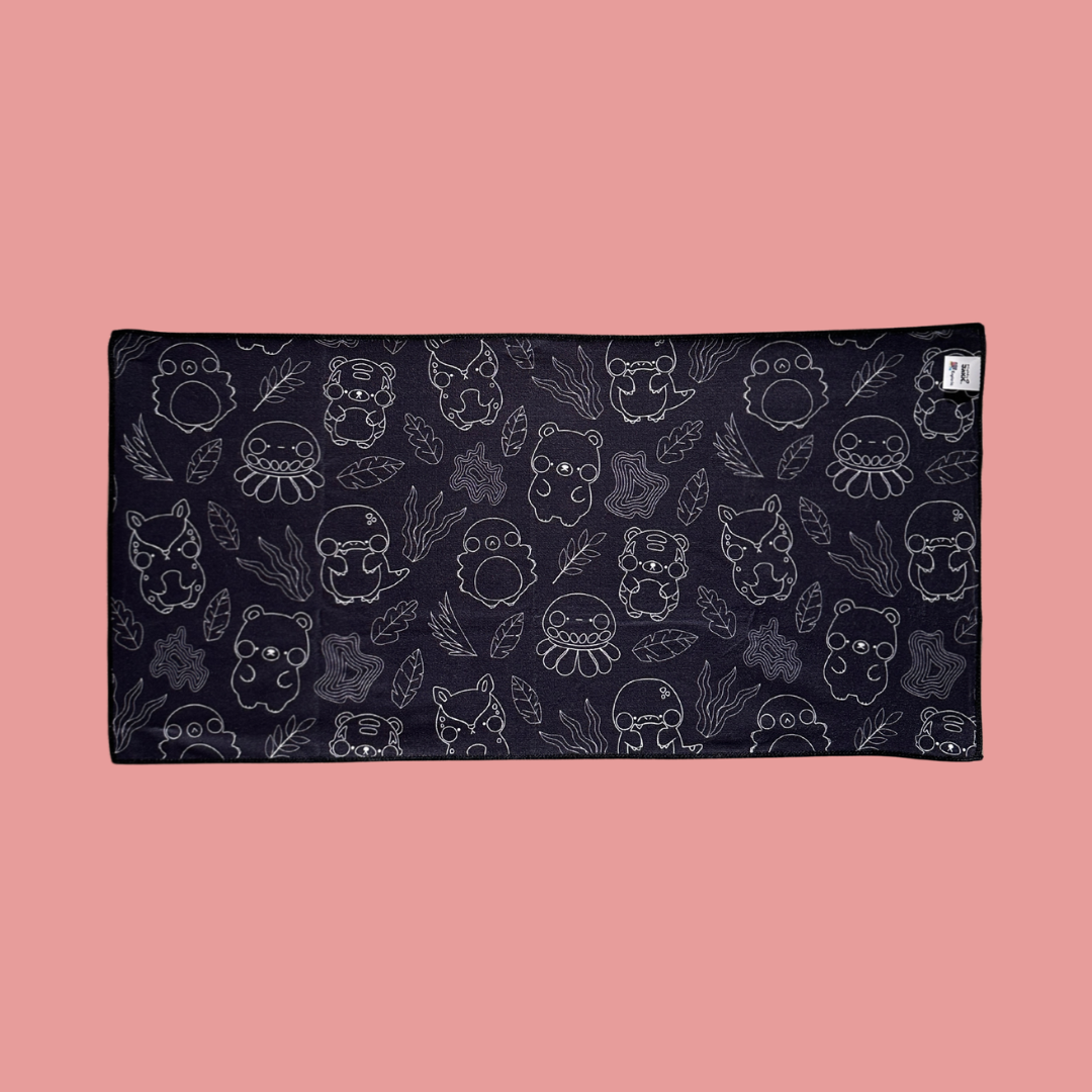 Exploria Mighty Jaxx Silhouette Print Sports Towel